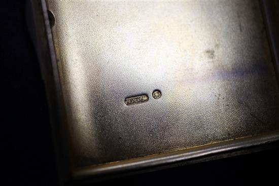 A late 19th/early 20th century Russian 84 zolotnik silver cigarette case, 4 oz.